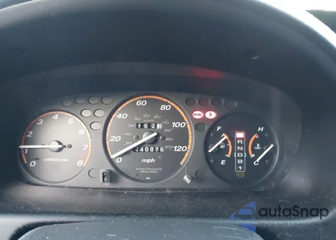 2001 Honda Cr-V Ex z USA, uszkodzony, nr VIN JHLRD18661C007953